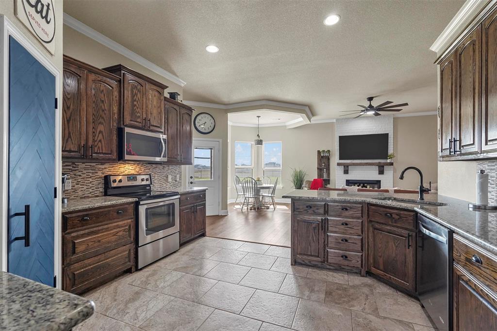 4181 Fm 3211 Property Photo 10