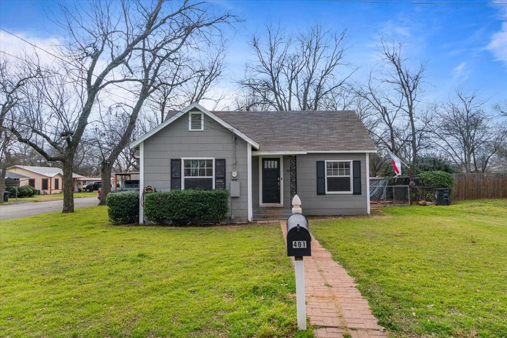 401 Dixon Street Property Photo