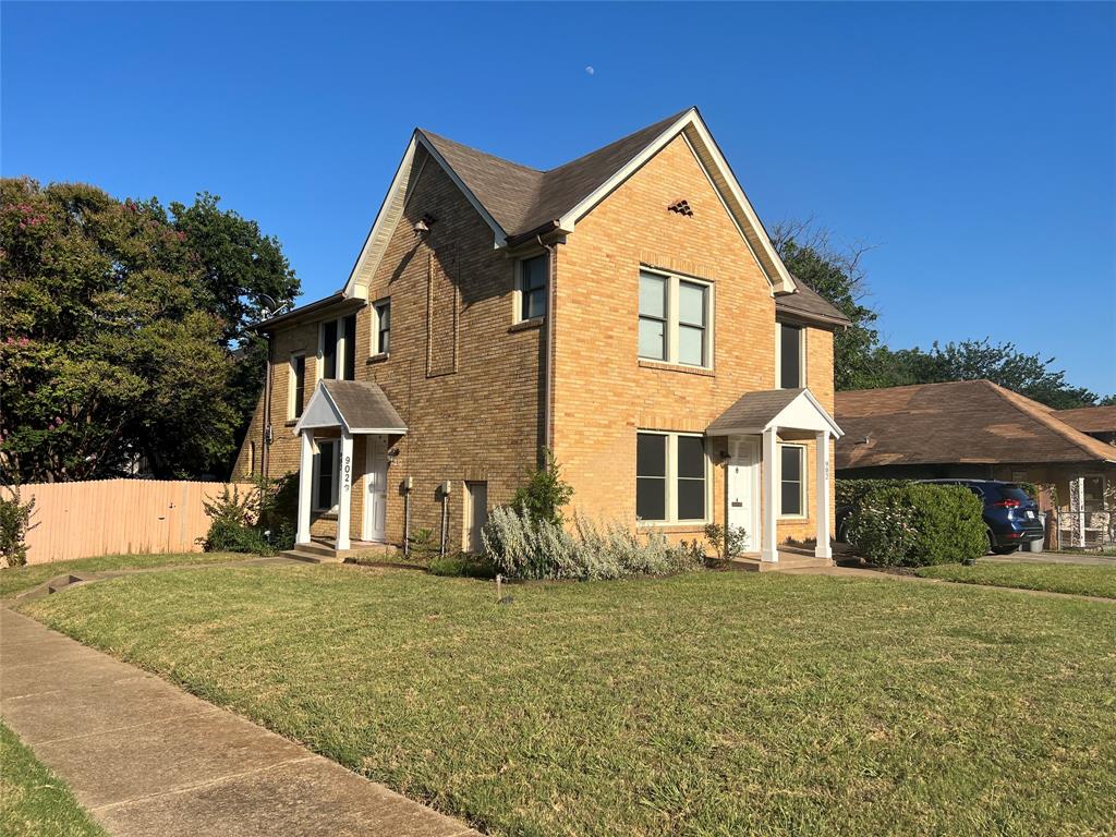 902 Oak Cliff Boulevard Property Photo
