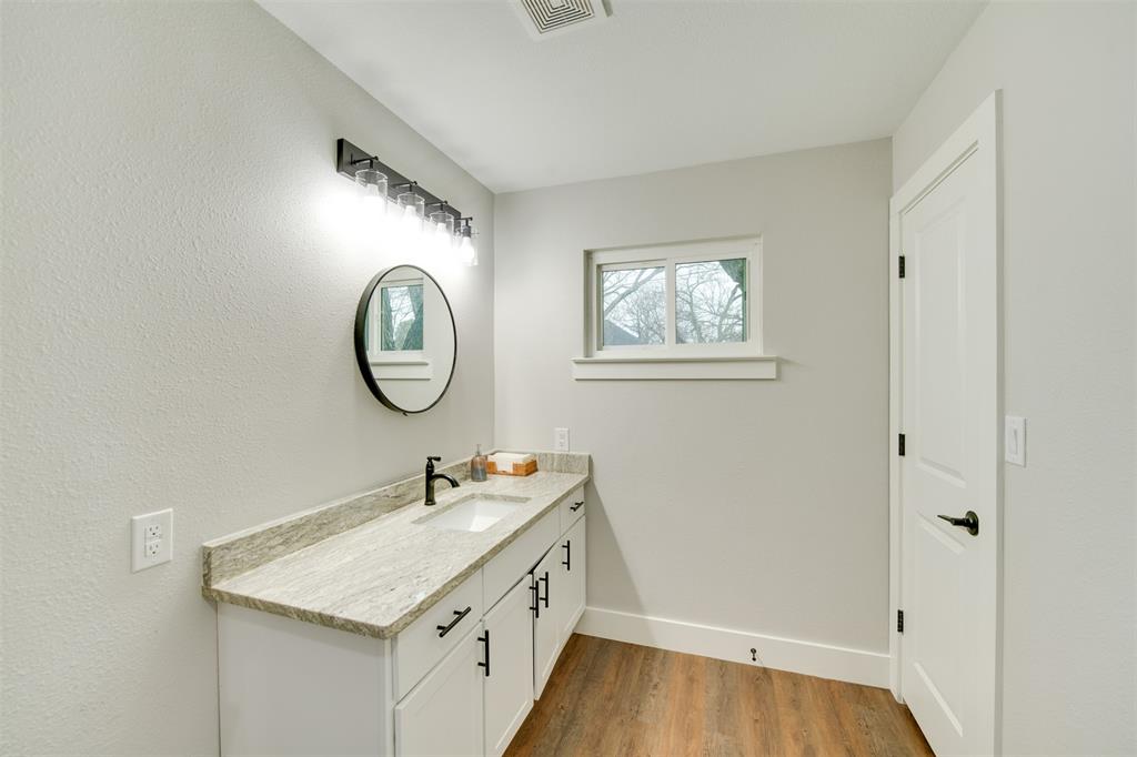 105 N 6th Street Property Photo 10