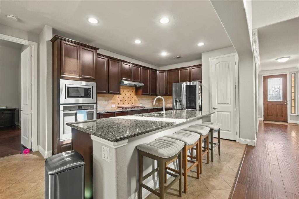 1104 Bentley Drive Property Photo 1