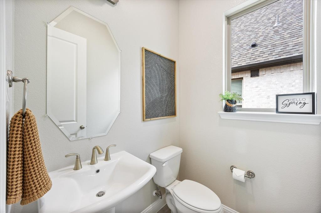3437 Ridgecross Drive Property Photo 10