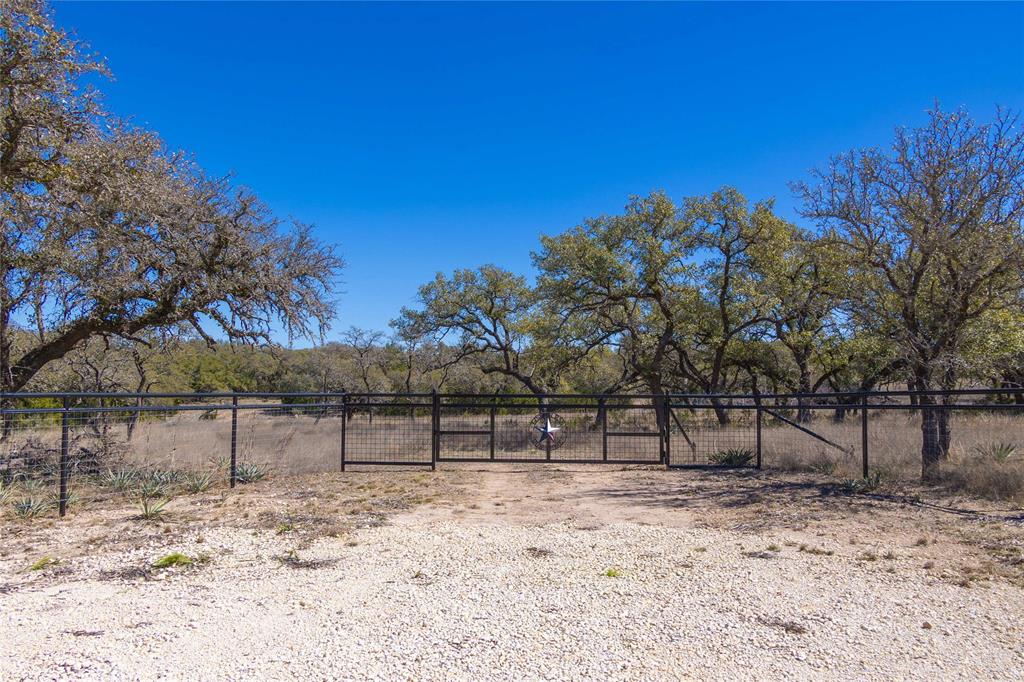 443 S Fm 3023 Property Photo 1