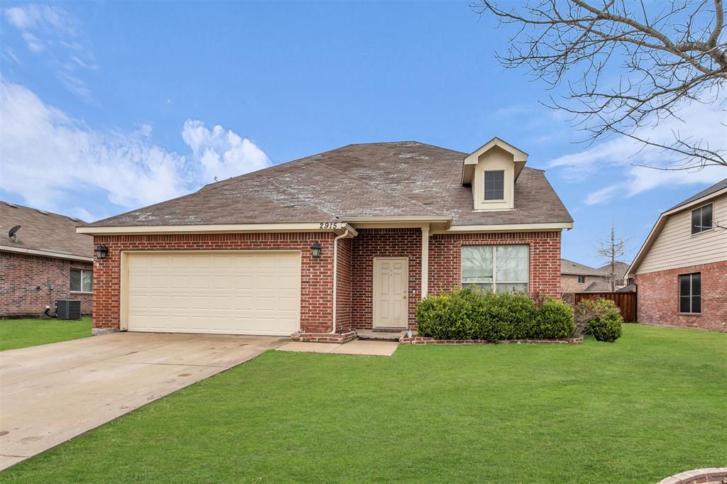 2915 Thistlewood Drive Property Photo