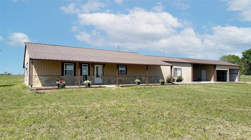 2290 County Road 22900 Property Photo