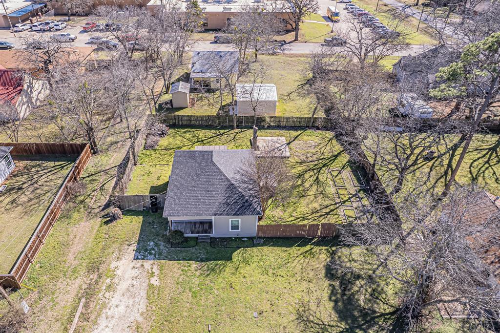 108 E 18th Street Property Photo