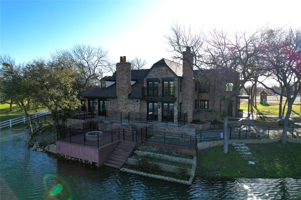 541 Hidden Lakes Boulevard Property Photo