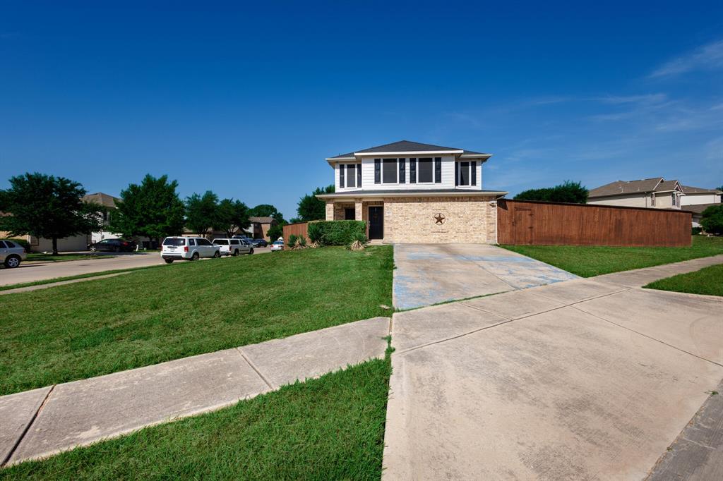 1936 Amerigo Drive Property Photo