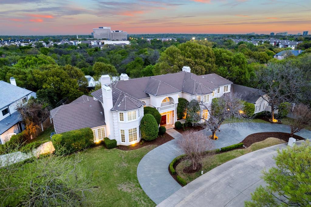 14809 Hampton Court Property Photo 3