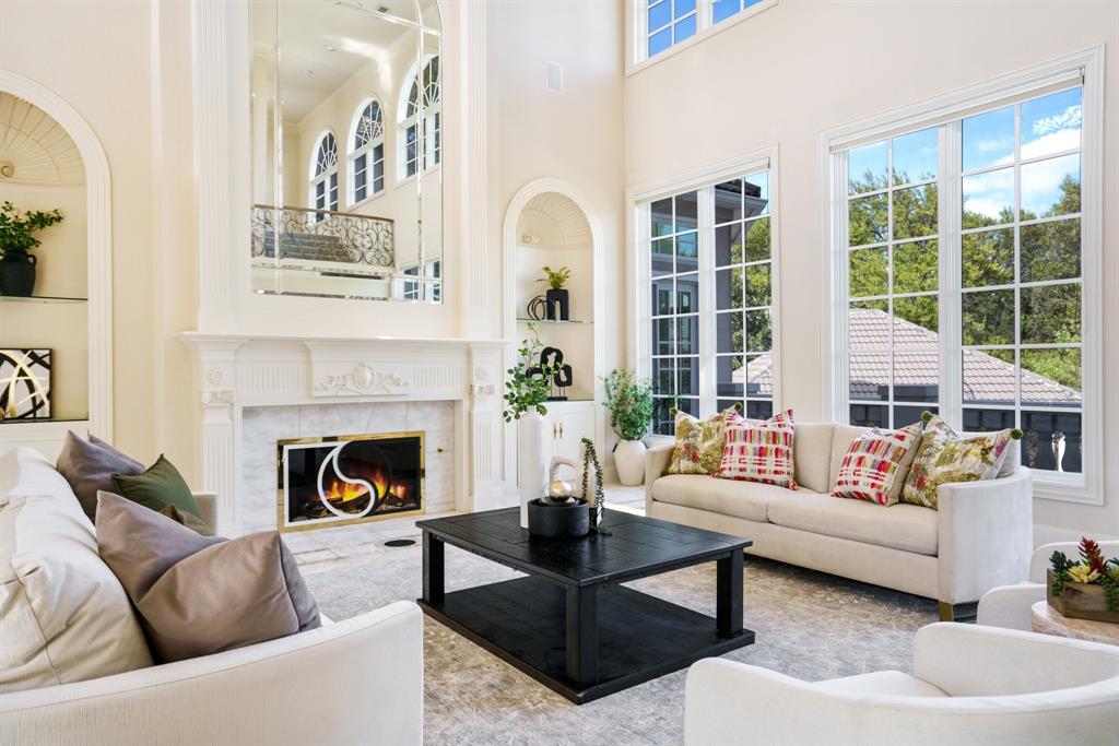 14809 Hampton Court Property Photo 6