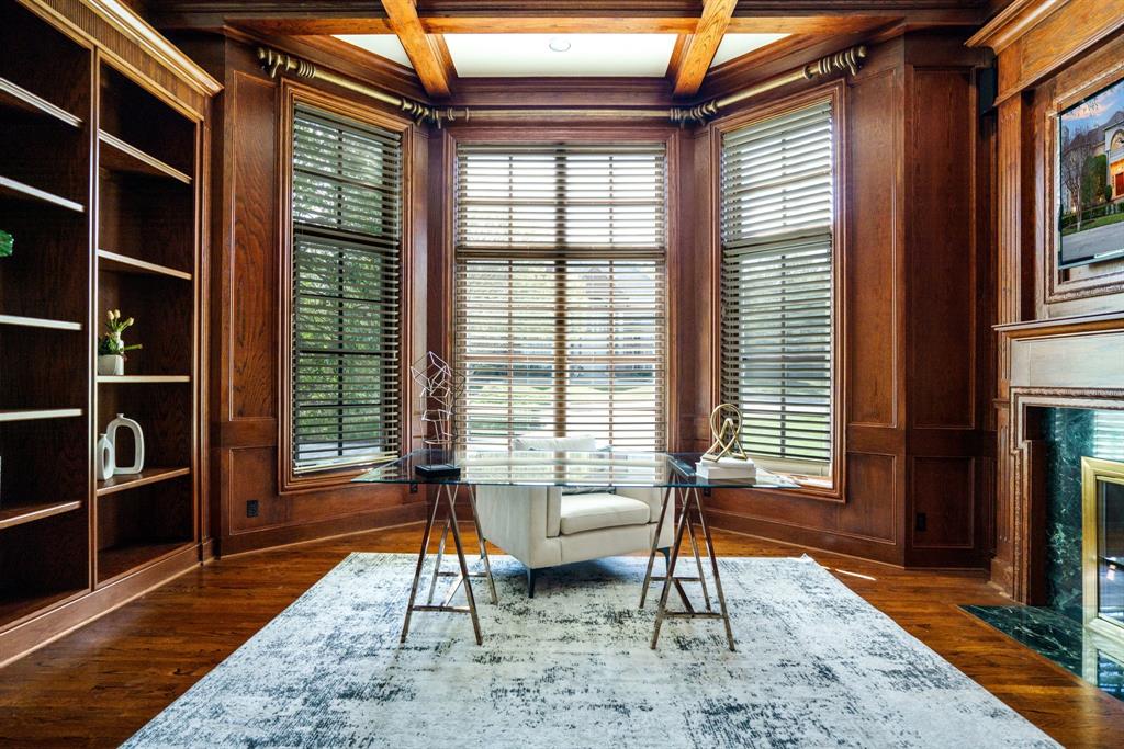 14809 Hampton Court Property Photo 18