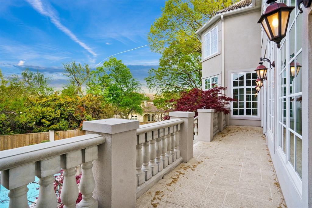 14809 Hampton Court Property Photo 22