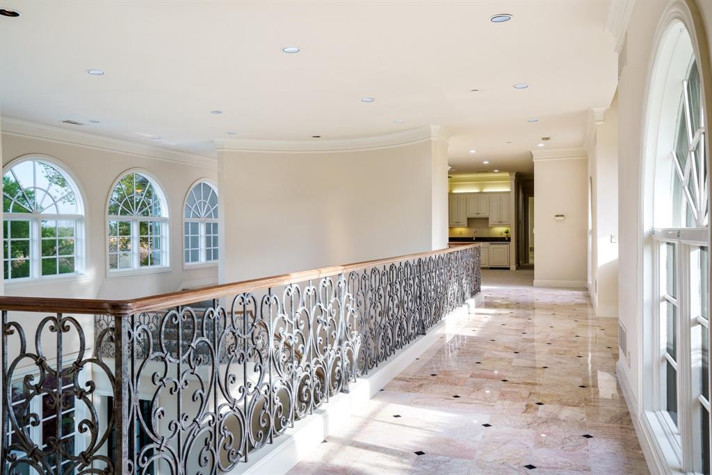 14809 Hampton Court Property Photo 31