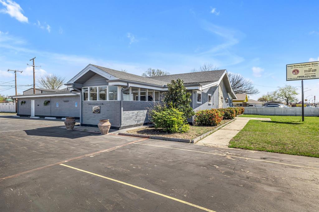 6251 Wichita Street Property Photo 2