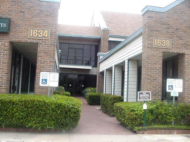 1638 W Irving Boulevard Property Photo 2
