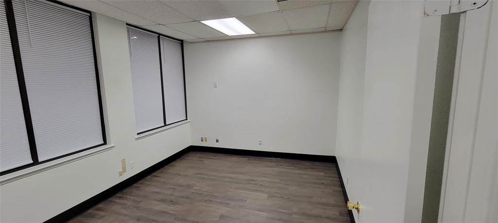1638 W Irving Boulevard Property Photo 8
