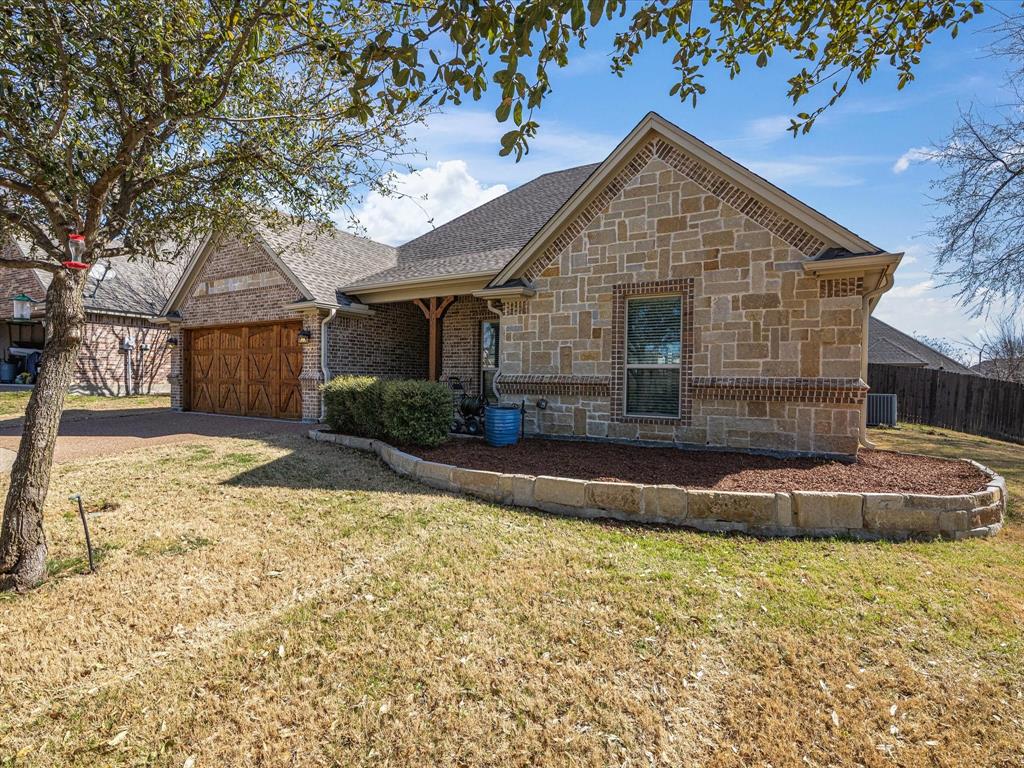 311 Bay Hill Court Property Photo