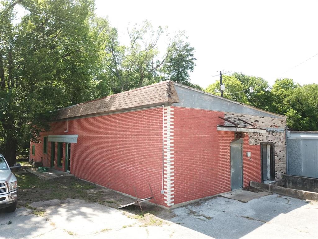 5250 Fm 17 Property Photo 3
