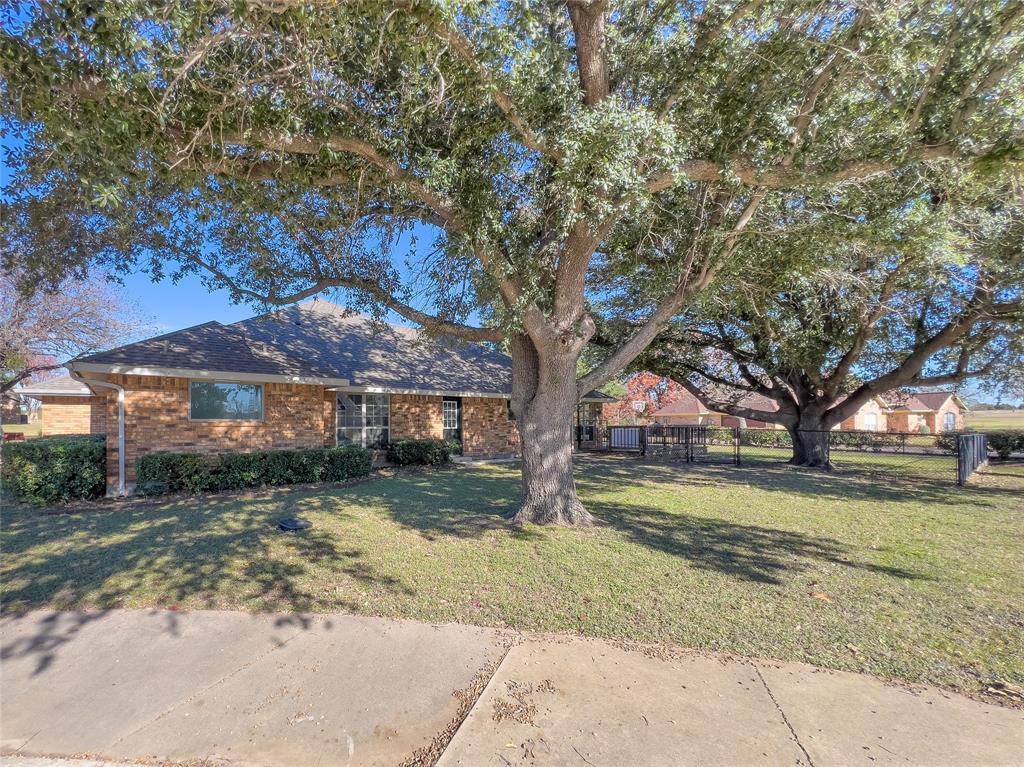 101 Village Gate Drive Property Photo