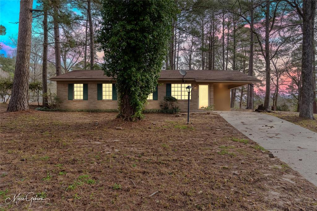 844 Rose Lane Property Photo