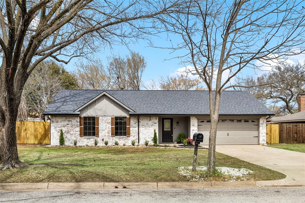 7705 Buck Street Property Photo