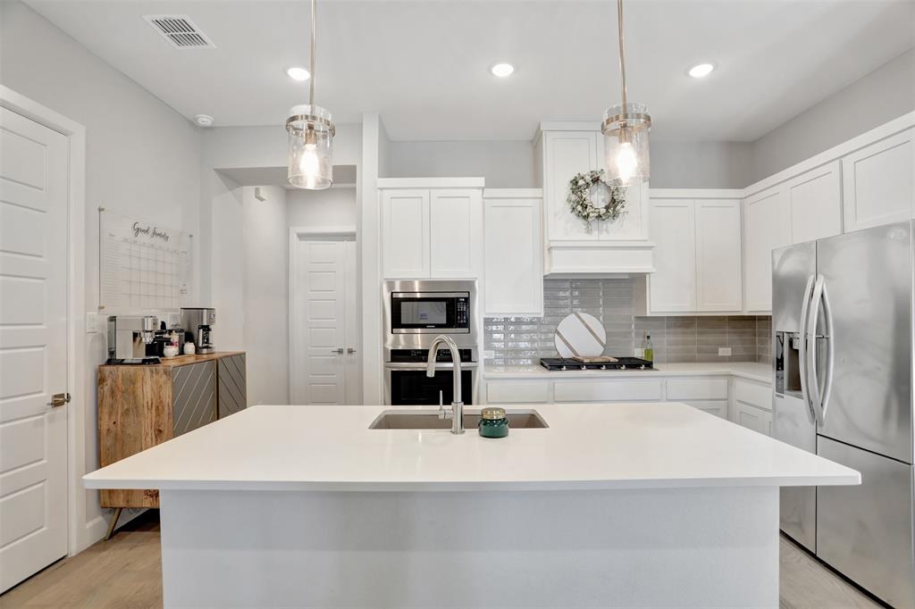 3548 Golden Bell Court Property Photo