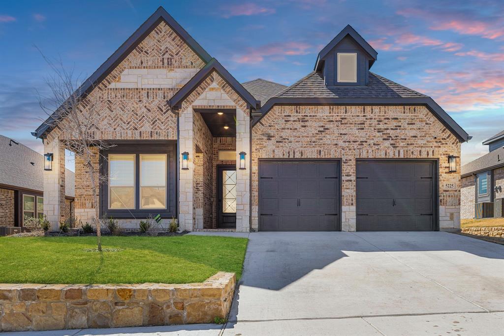 5225 Deep Creek Drive Property Photo