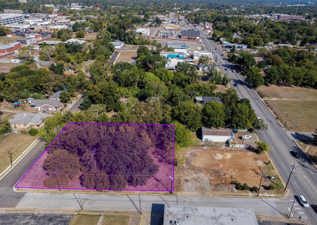 520 E Mulberry Street Property Photo