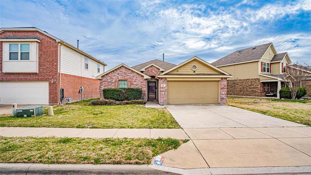 621 Saddleway Drive Property Photo