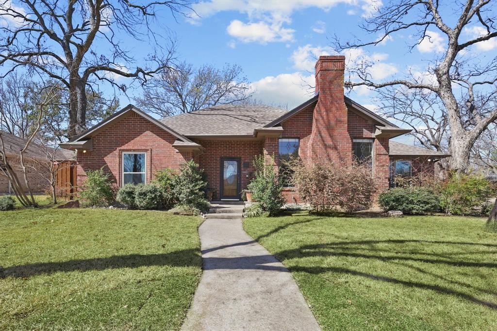 163 Meadowglen Circle Property Photo