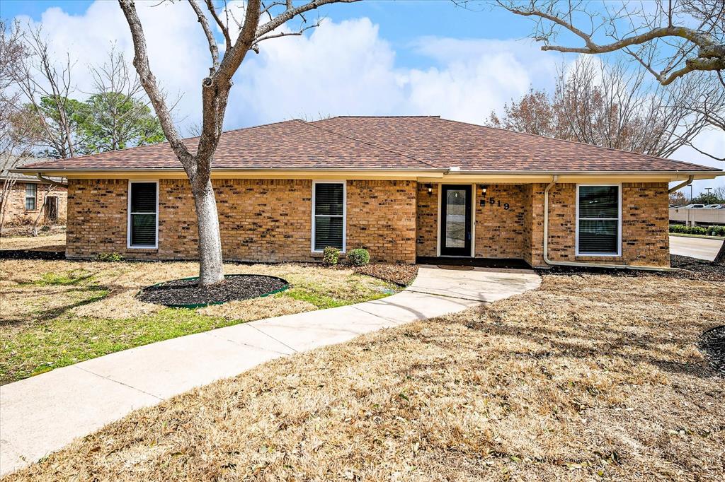519 Crestview Drive Property Photo