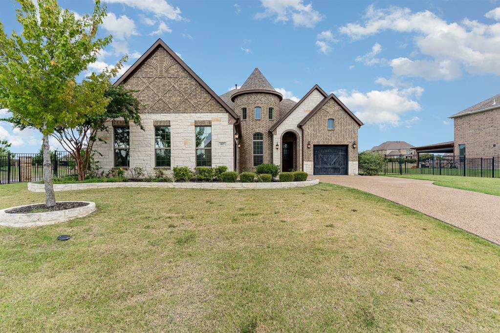 817 Moses Drive Property Photo