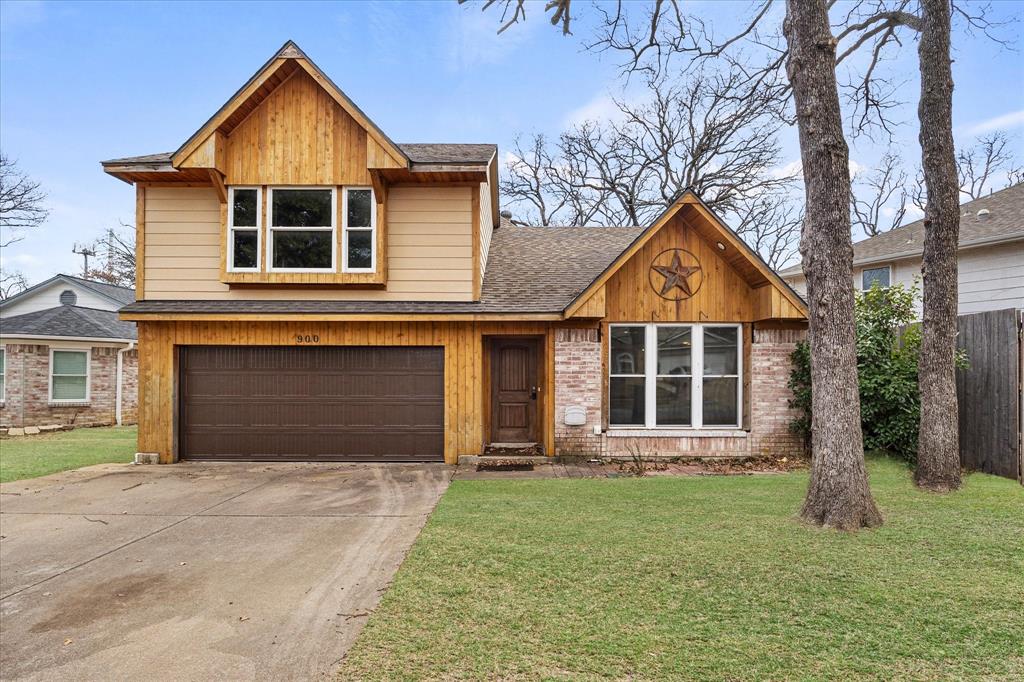 900 Love Wood Lane Property Photo 1