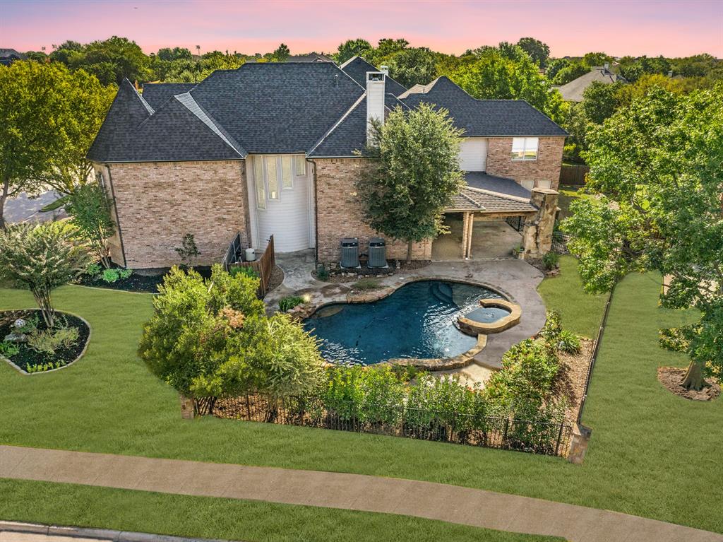 3717 Winding Oaks Drive Property Photo 3
