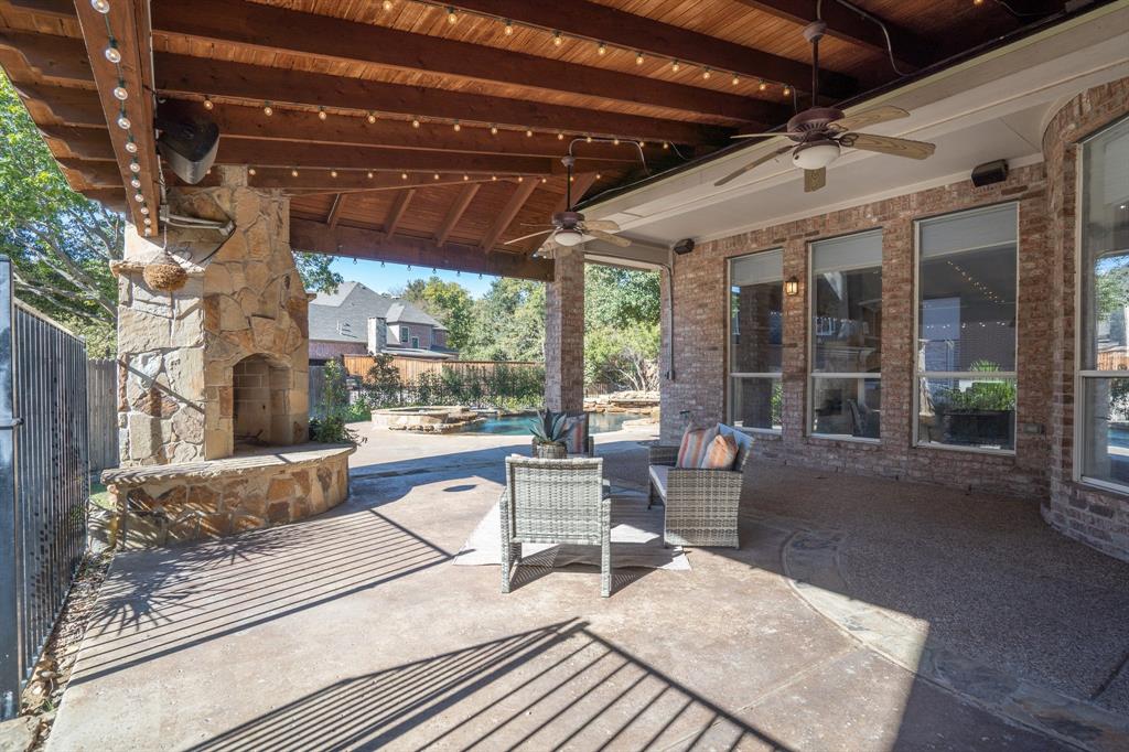 3717 Winding Oaks Drive Property Photo 7