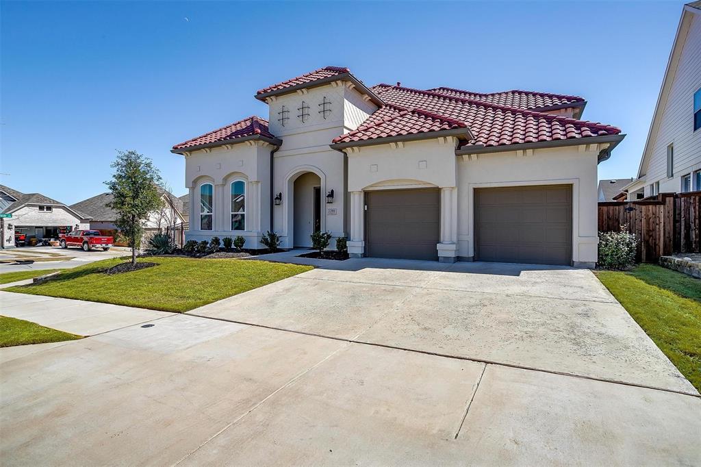 2201 Domingo Drive Property Photo