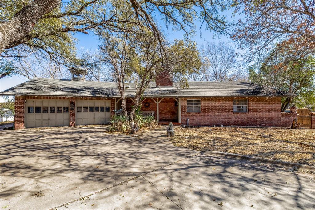 4246 Shore Front Court Property Photo