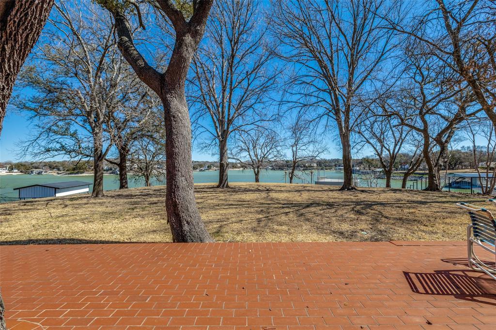 4246 Shore Front Court Property Photo 3