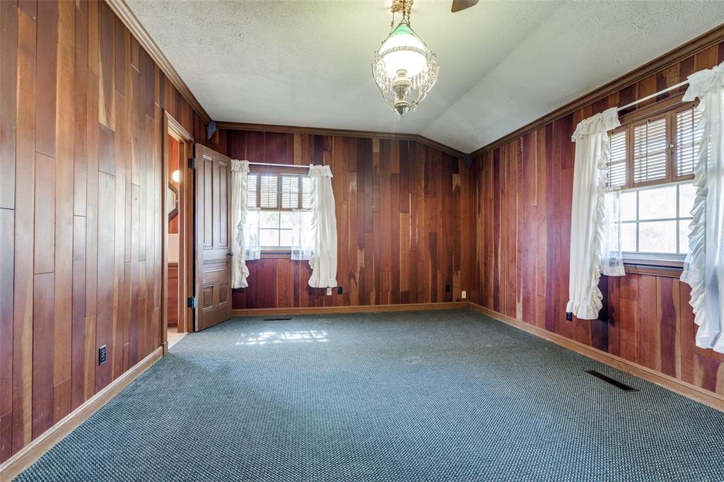 4246 Shore Front Court Property Photo 14