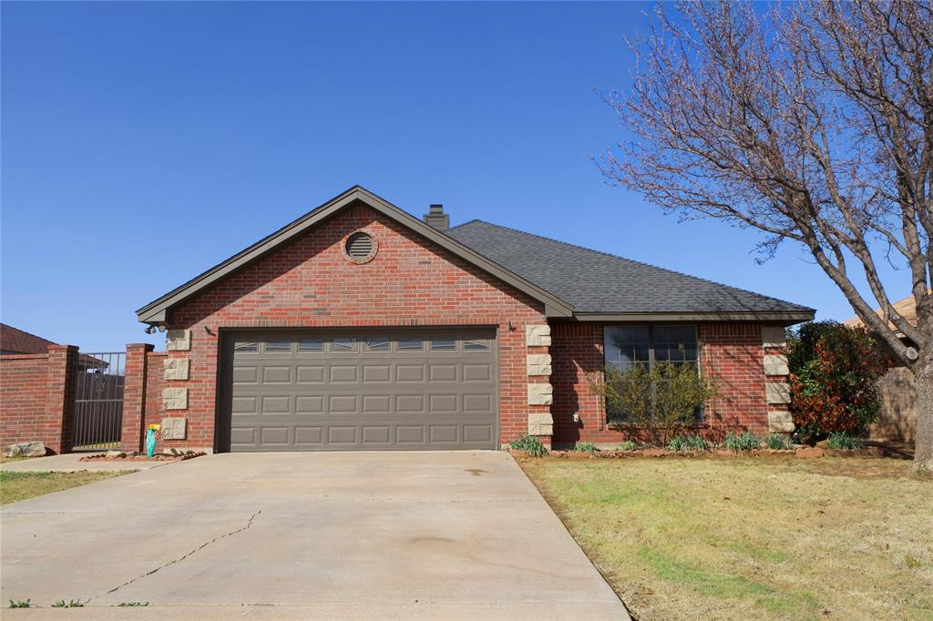 105 Tumbleweed Court Property Photo