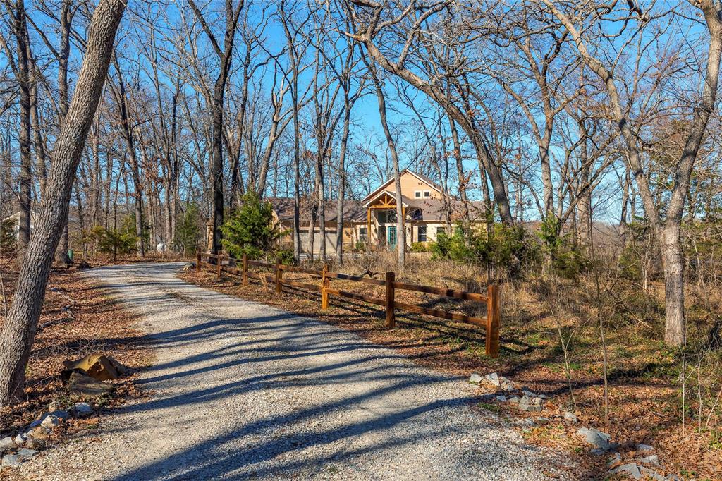 2704 High Point Drive Property Photo 4