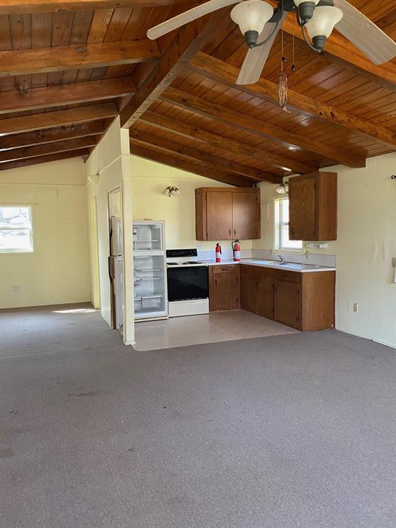 202 Golden Slipper Road Property Photo 2