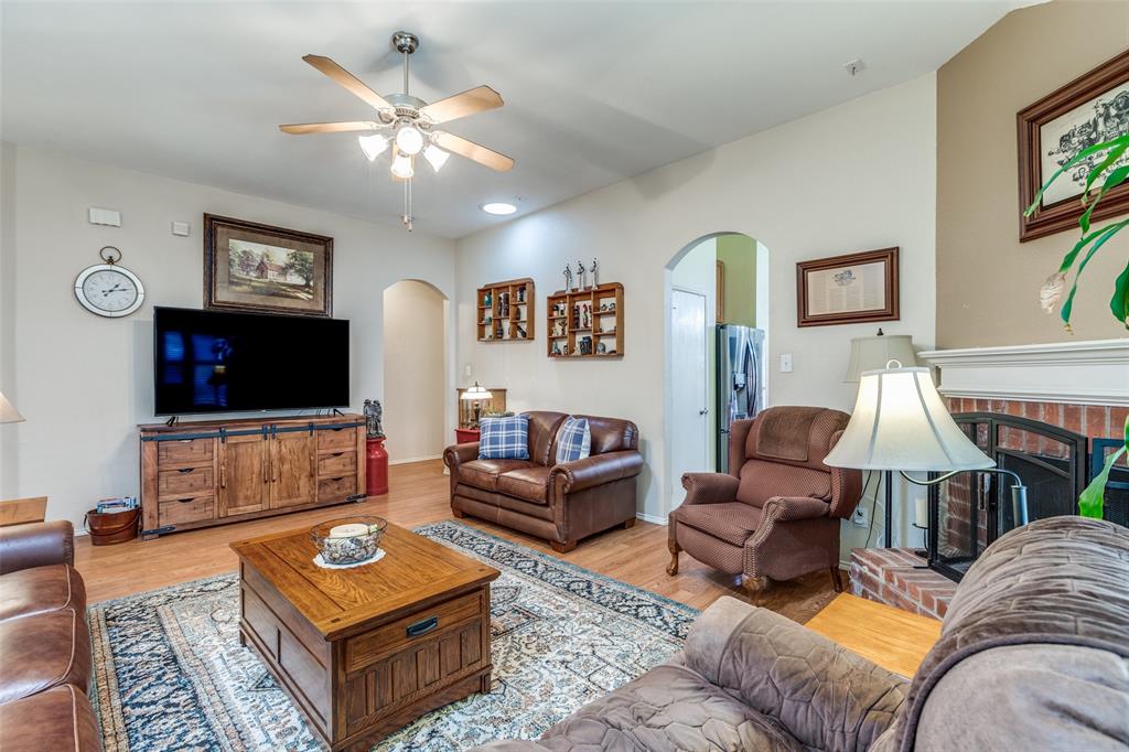 401 Cypress Hill Drive Property Photo 6