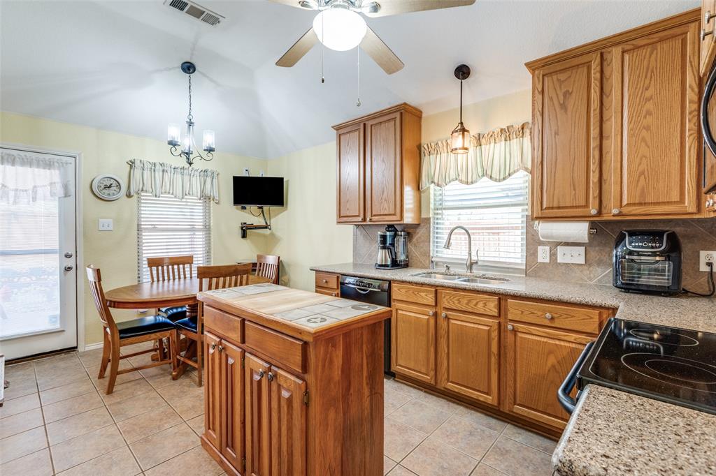 401 Cypress Hill Drive Property Photo 8