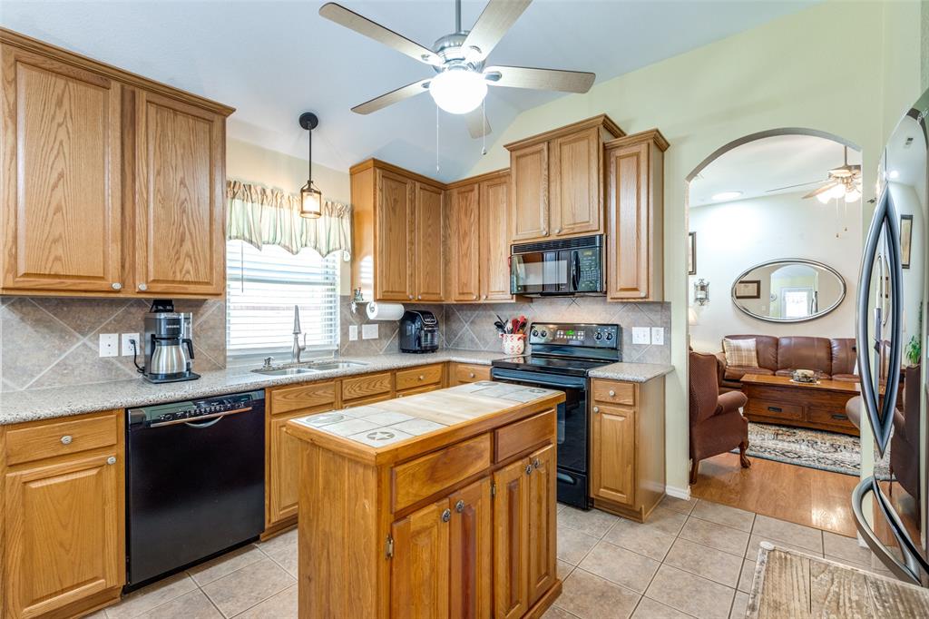 401 Cypress Hill Drive Property Photo 10