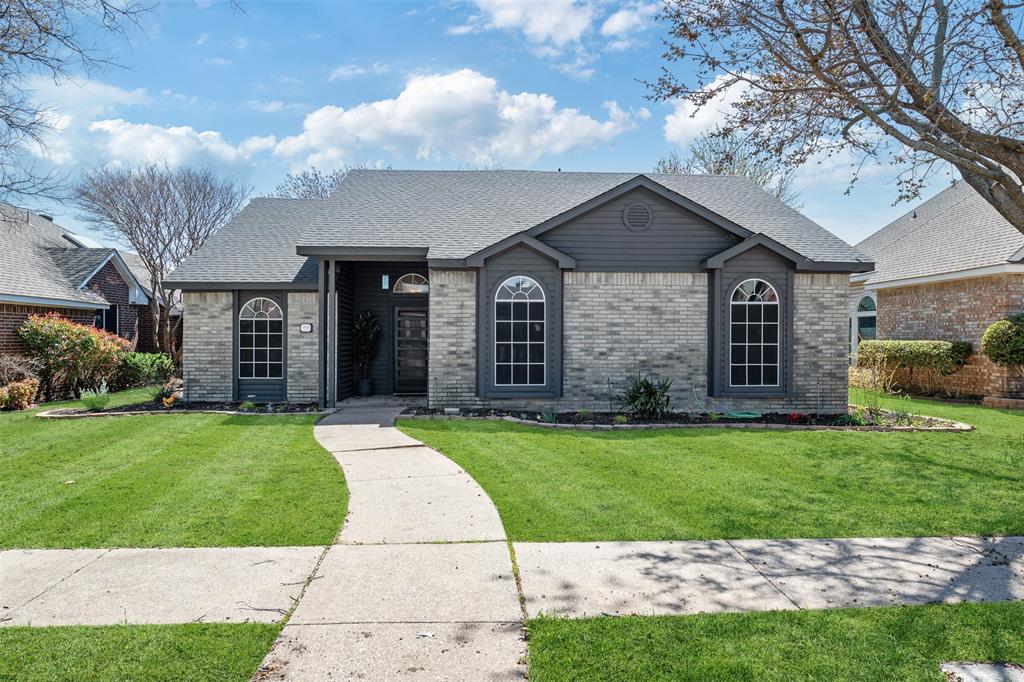 Bright Real Estate Listings Main Image