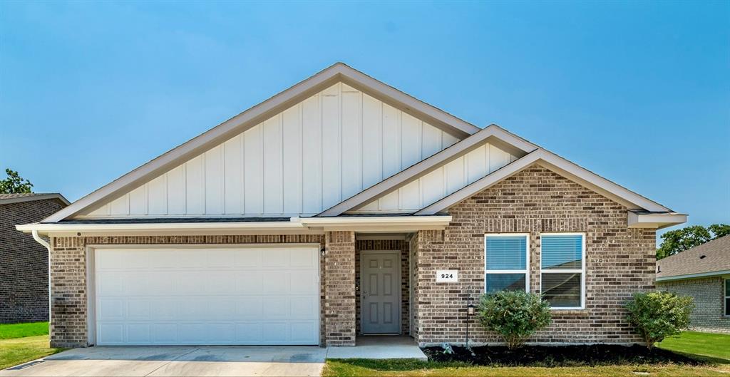 924 Ben Drive Property Photo