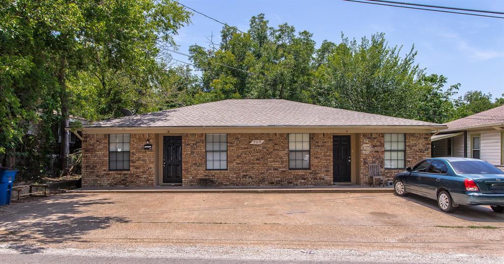 705 W Belknap Street Property Photo