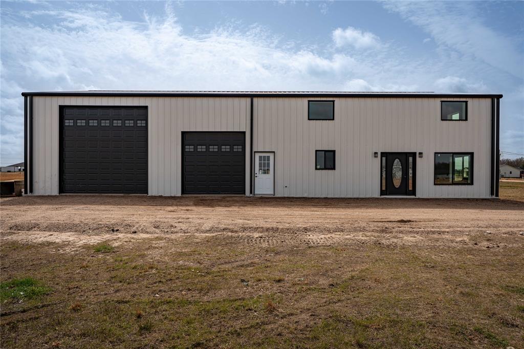 489 Pr 24970 Property Photo 1