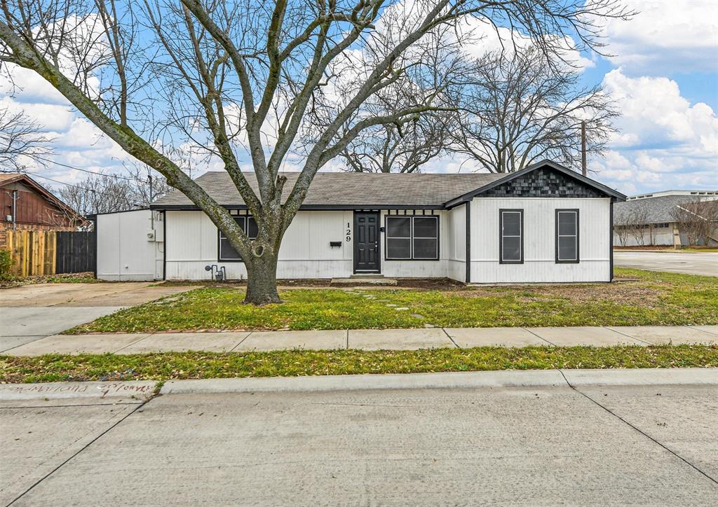 129 Western Avenue Property Photo